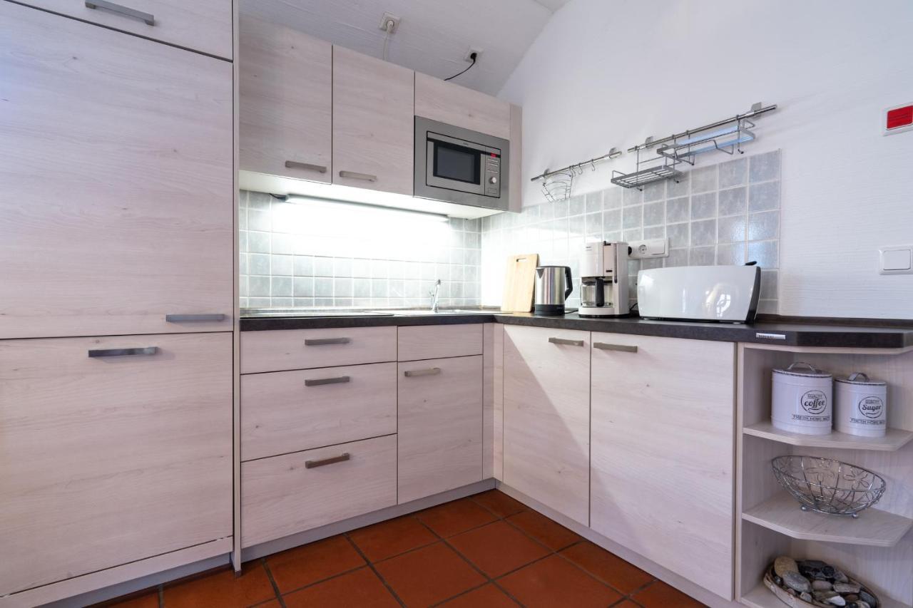 Feriendorf Rugana - Komfort Appartement Mit 1 Schlafzimmer A18 Dranske Bagian luar foto